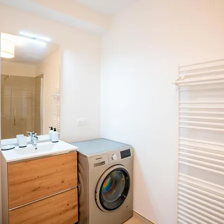 Ambiance - Avec Terrasse *